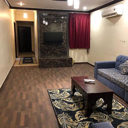 ダンマーム Inwan Residential Unitsアパートホテル エクステリア 写真